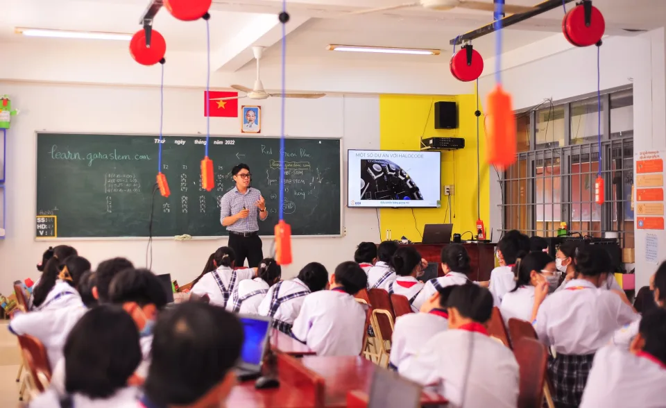 Sinh viên học tiếng Anh tại Trúc Nhân